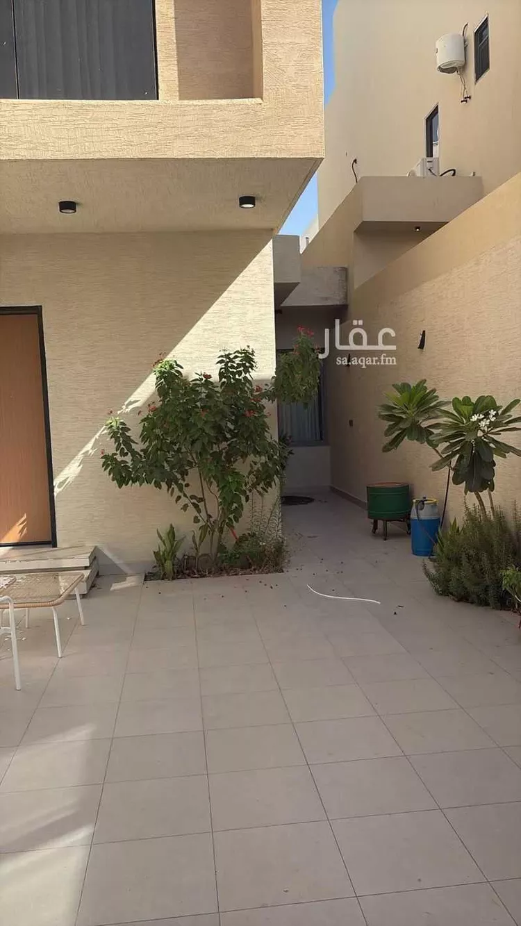 فيلا للبيع في شارع ابن يوسف الأملي ، حي القاع البارد ، بريدة ، بريدة صورة 2