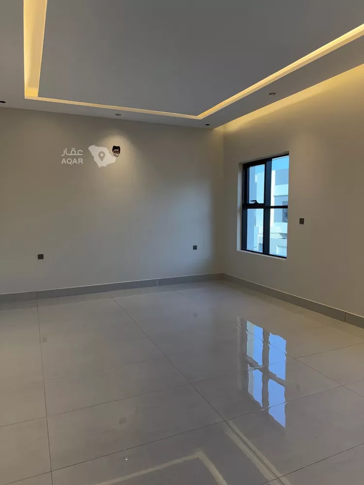 Floor for Sale in Riyadh Al Khaleej 23