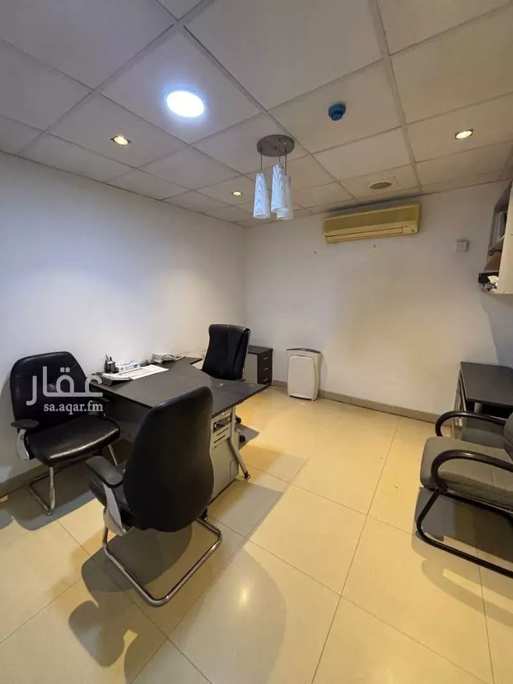 مكتب تجاري للإيجار في شارع العروبه, حي الورود, مدينة الرياض, منطقة الرياض صورة 4