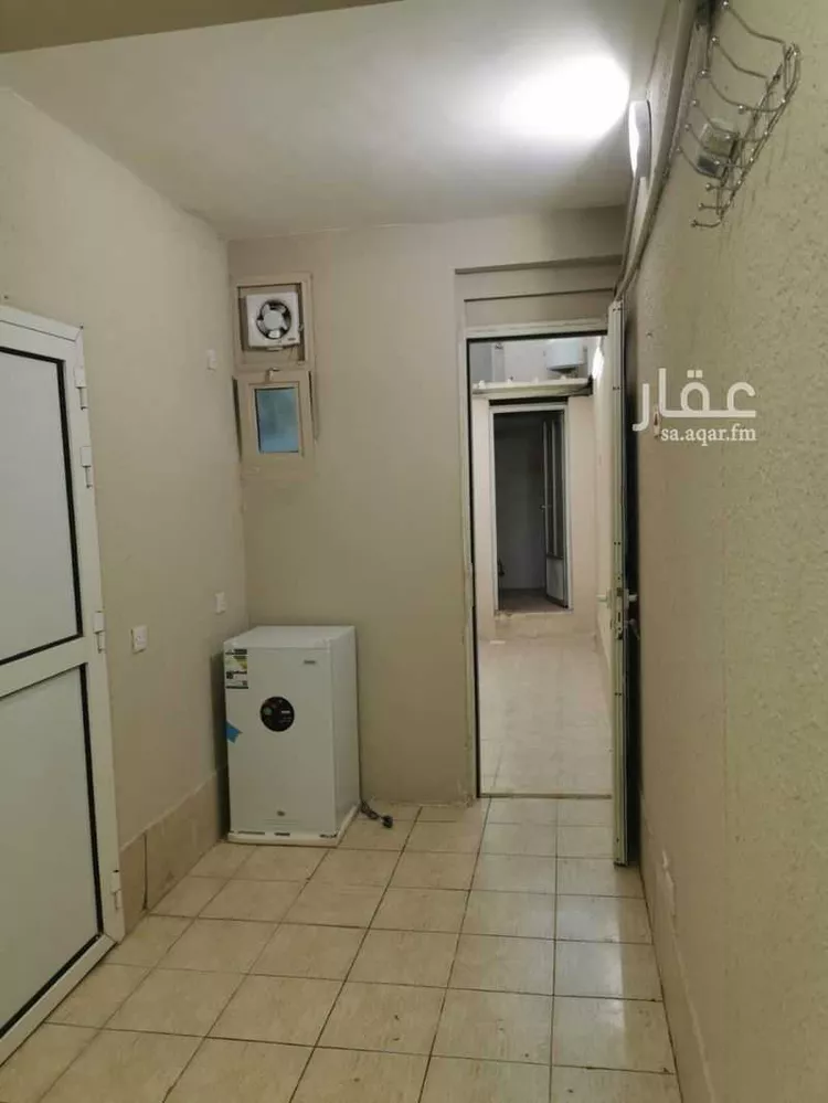 غرفة للإيجار في شارع عبدالحميد الكاتب, حي السليمانية, مدينة الرياض, منطقة الرياض 8