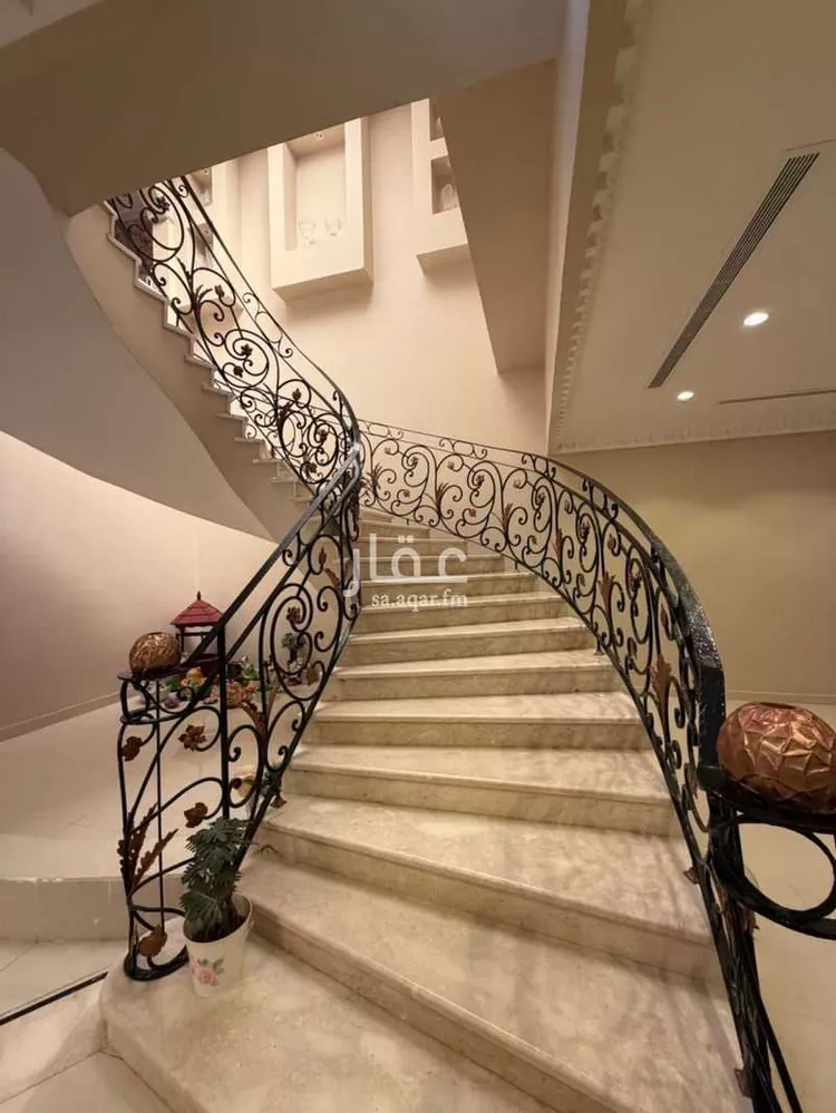 فيلا للبيع في شارع احمد بن زهير, حي أبحر الجنوبية, مدينة جدة, منطقة مكة المكرمة صورة 2