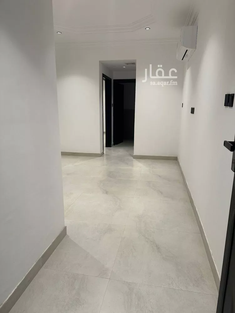 شقة للإيجار في شارع محمد بن عبدالعزيز الدغيثر, حي الملقا, مدينة الرياض, منطقة الرياض صورة 3