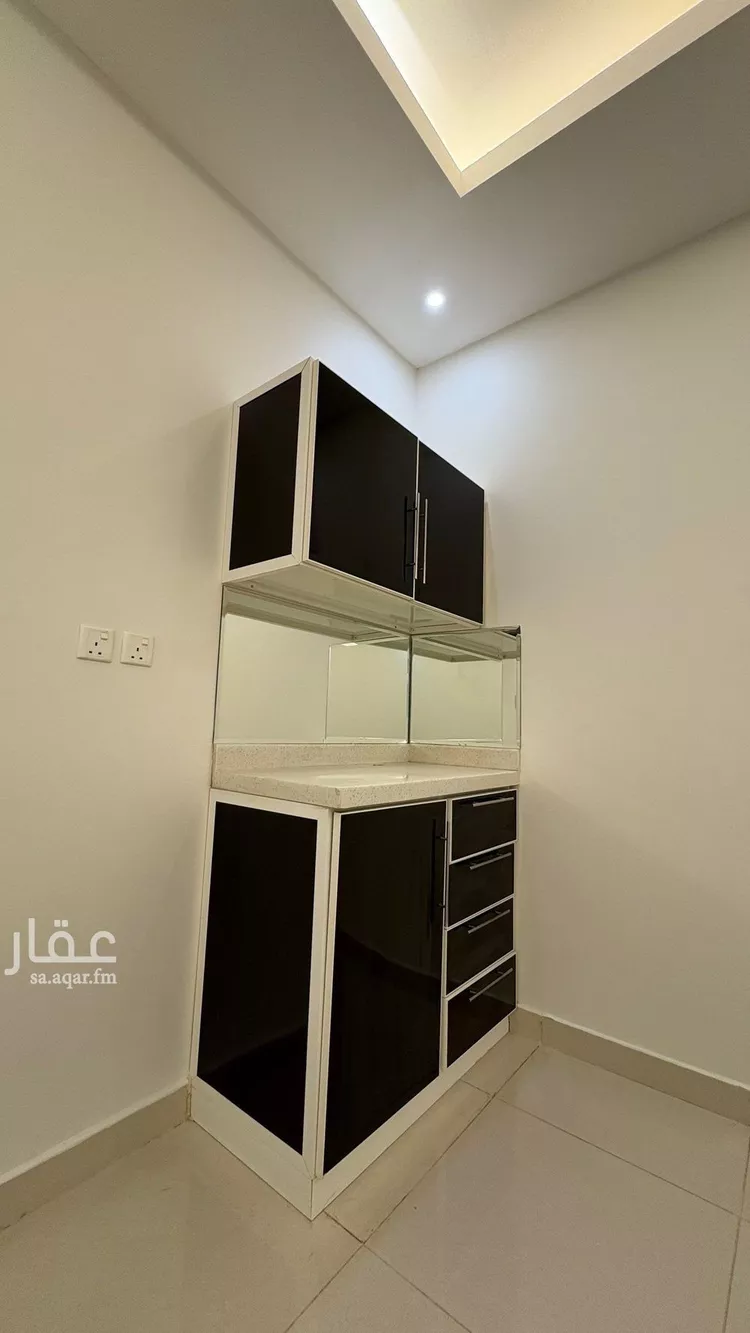 شقة للإيجار في شارع ابحر, حي الملقا, مدينة الرياض, منطقة الرياض صورة 4