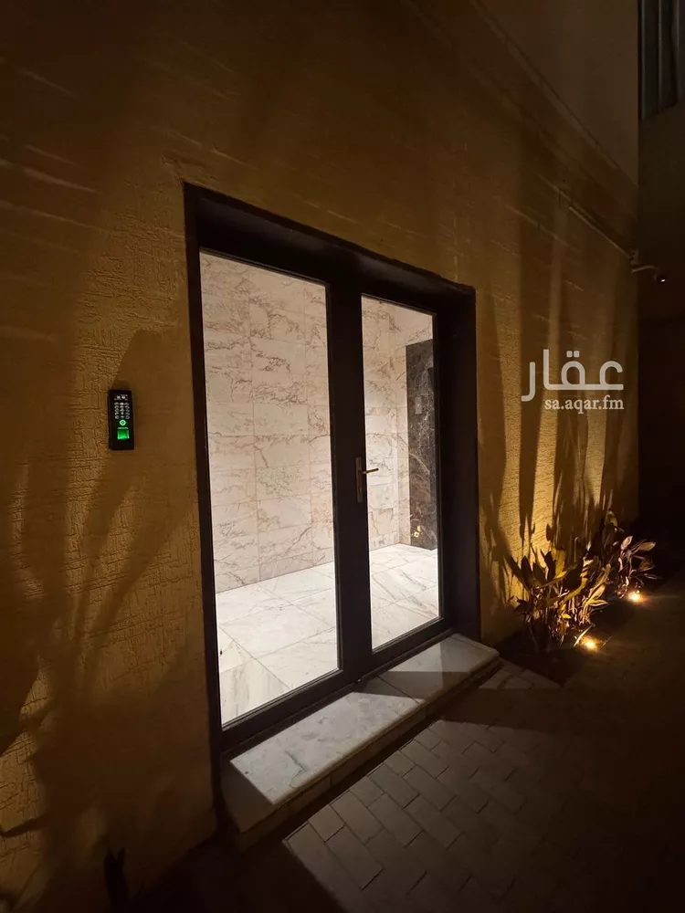 مكتب تجاري للإيجار في شارع طريق الامير محمد بن سعد بن عبد العزيز, حي الملقا, مدينة الرياض, منطقة الرياض صورة 3
