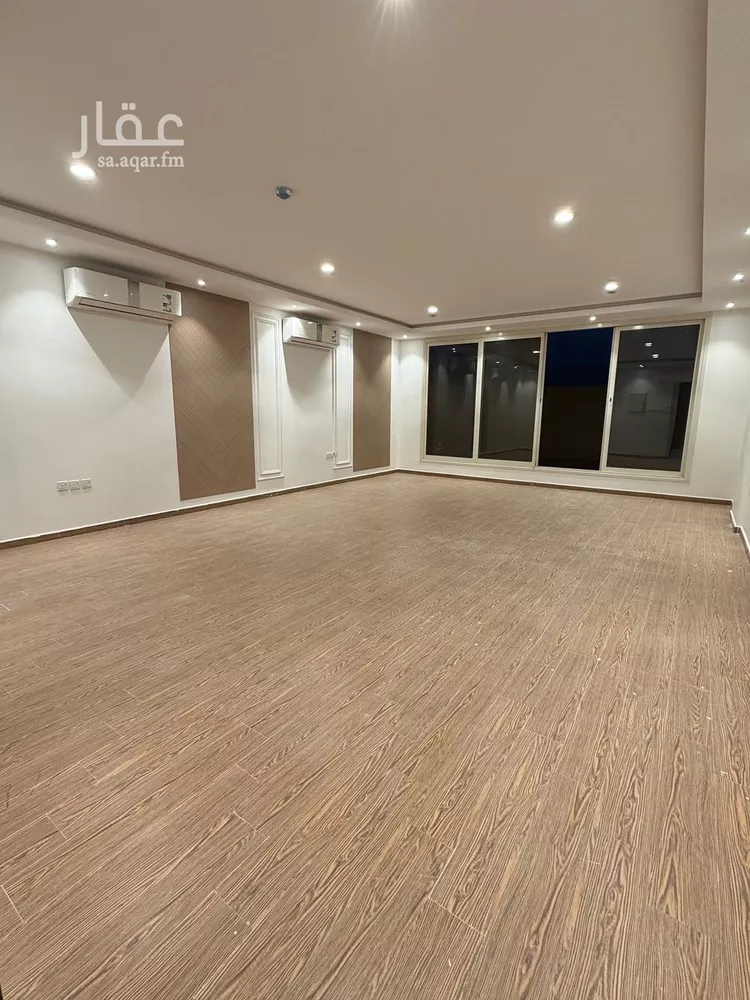 مكتب تجاري للإيجار في شارع طريق الامير محمد بن سعد بن عبد العزيز, حي الملقا, مدينة الرياض, منطقة الرياض صورة 3