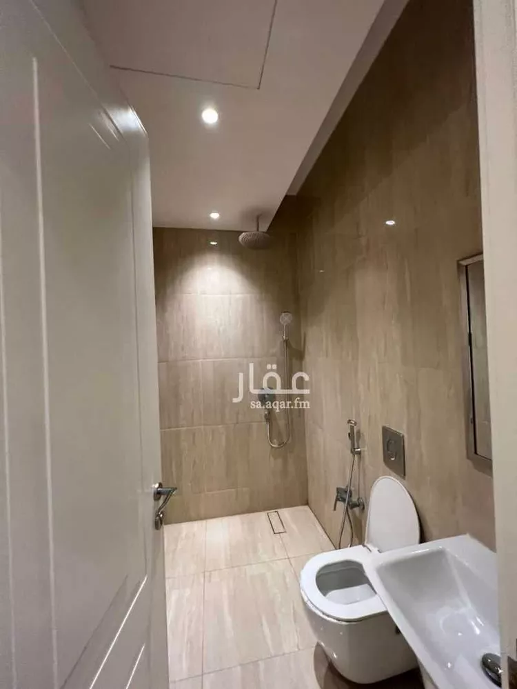 شقة للإيجار في شارع ابراهيم بن الاحمدي, حي القيروان, مدينة الرياض, منطقة الرياض 7