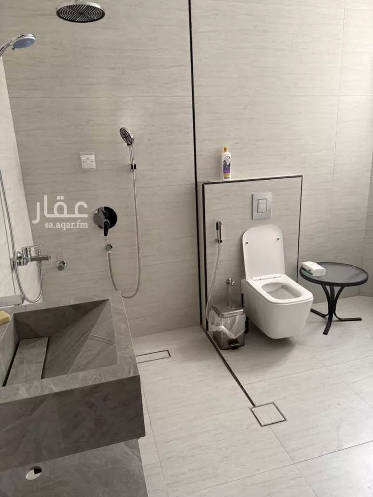 فيلا للبيع في شارع المشارق, حي الياسمين, مدينة الرياض, منطقة الرياض صورة 2