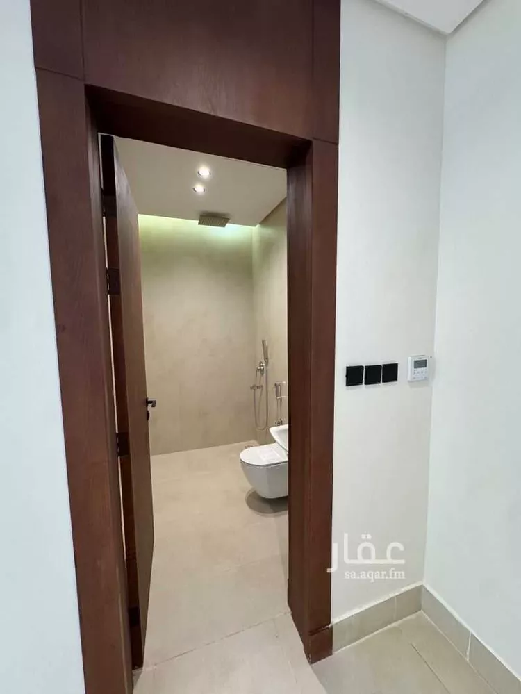 عمارة للإيجار في شارع الامير فيصل بن بندر بن عبدالعزيز, حي النرجس, مدينة الرياض, منطقة الرياض صورة 4