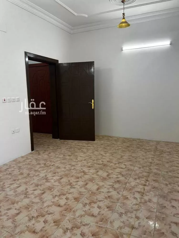 شقة للإيجار في شارع القاسم بن مقرن ، حي السرور ، الطائف ، الطائف صورة 4