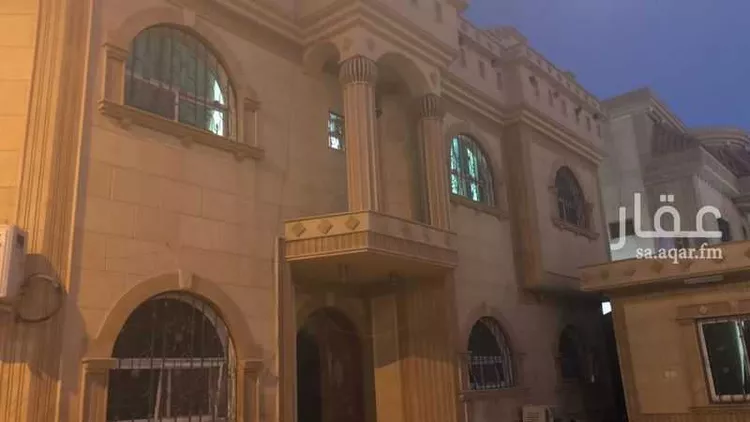 فيلا للبيع في شارع محمد بن الربيع, حي إشبيلية, مدينة الرياض, منطقة الرياض صورة 4