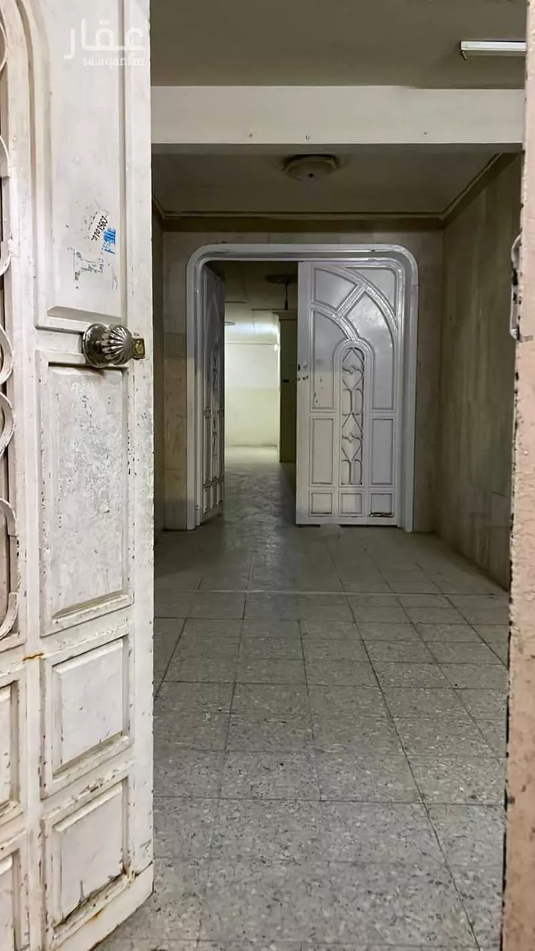 عمارة للبيع في شارع المثنى بن حارثة, حي الشفاء, مدينة الرياض, منطقة الرياض صورة 4