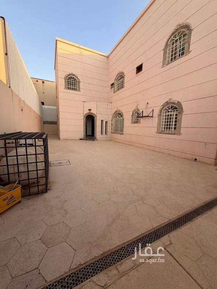 فيلا للبيع في شارع ابن نعيم, حي الروابي, مدينة الرياض, منطقة الرياض صورة 2