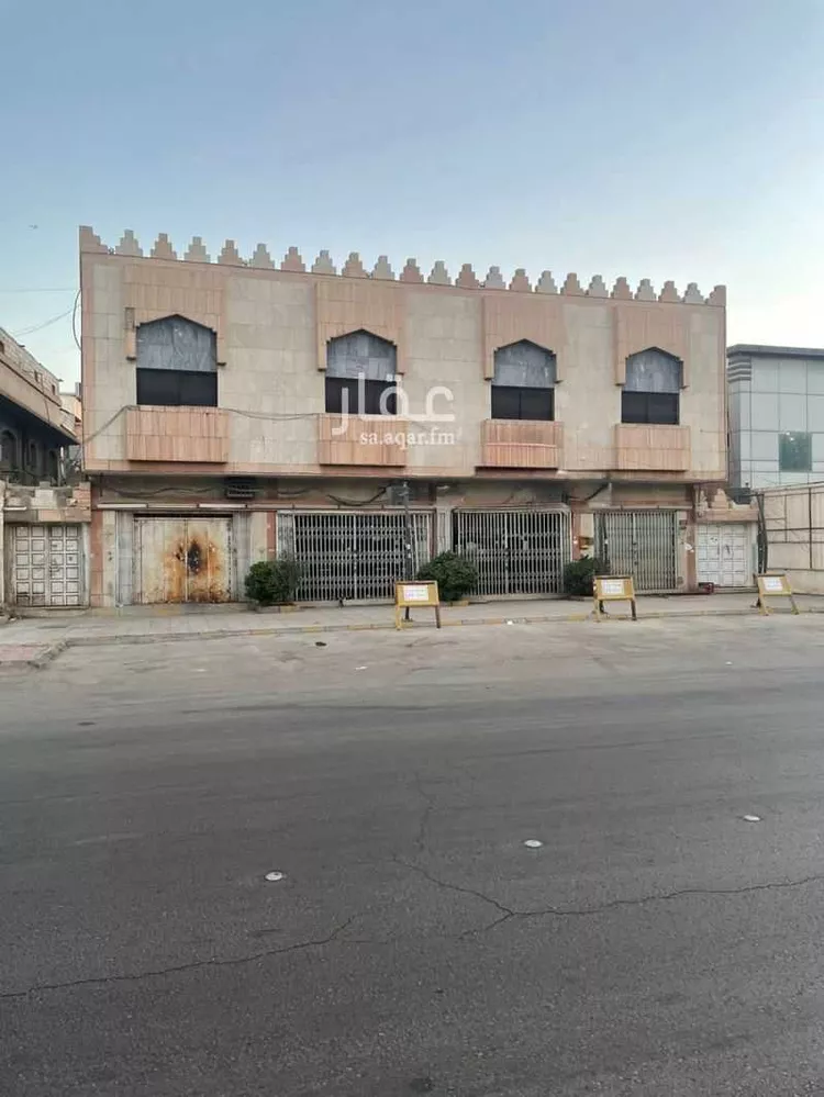 عمارة للإيجار في شارع عمر بن الخطاب الفرعي, حي الملز, مدينة الرياض, منطقة الرياض صورة 2