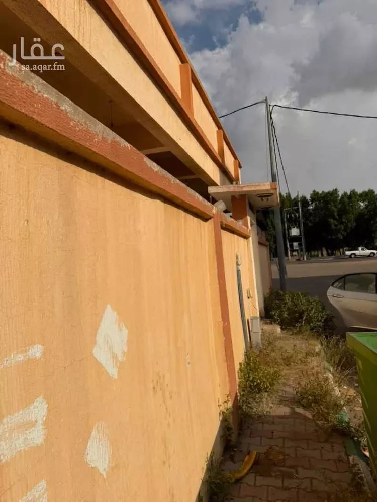 Building for Sale in Ahad Rufaidah Al Wurud