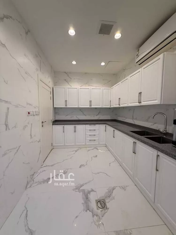 دور للإيجار في شارع احمد بن صالح, حي القيروان, مدينة الرياض, منطقة الرياض 4