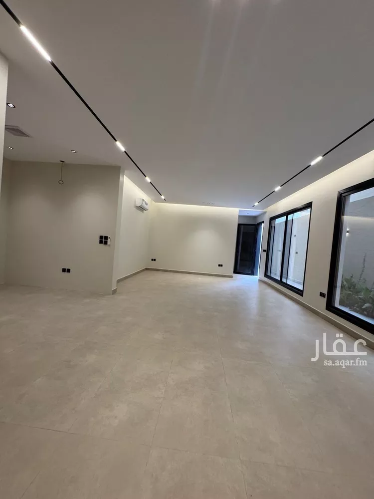 فيلا للبيع في شارع عثمان بن شبانة, حي العارض, مدينة الرياض, منطقة الرياض 8