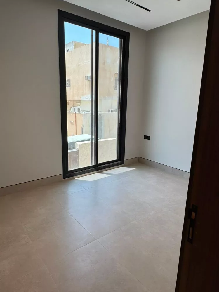 دور للبيع في شارع الزبيرة, حي العقيق, مدينة الرياض, منطقة الرياض 8