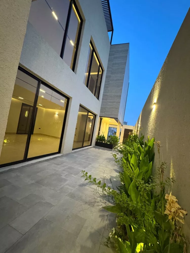 Floor for Sale in Riyadh Al Aqiq صورة 4