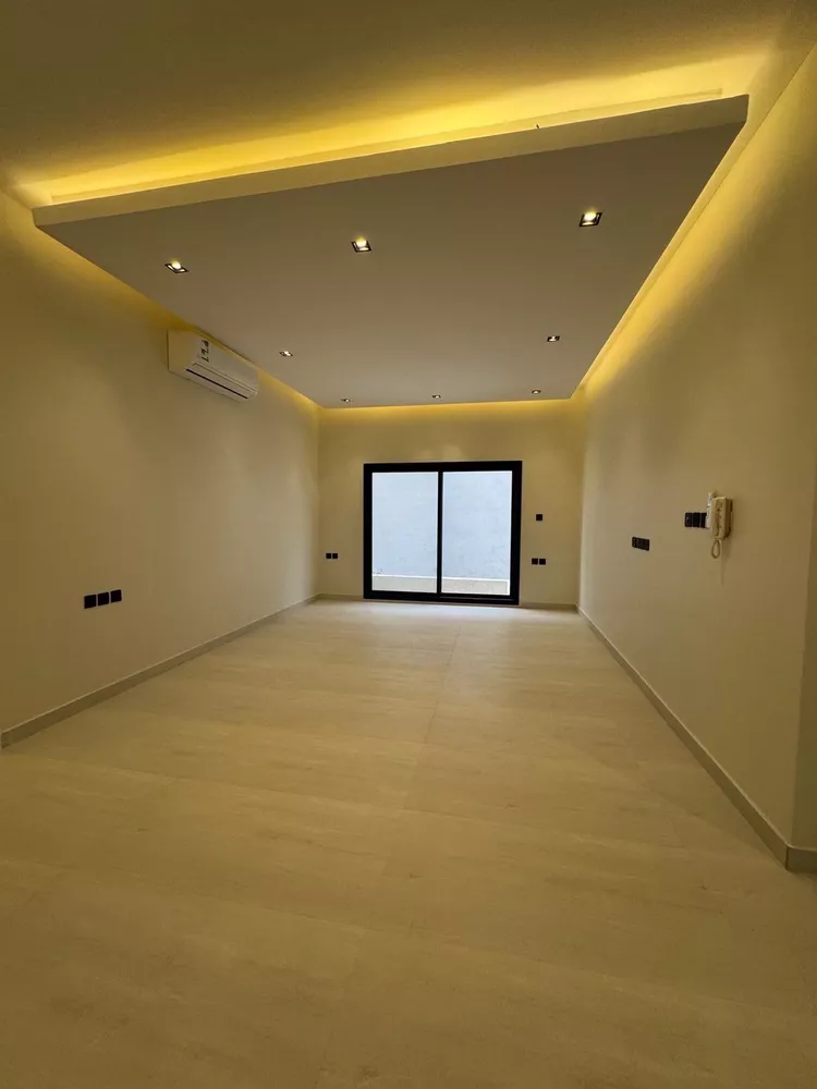 Floor for Sale in Riyadh Al Arid 9
