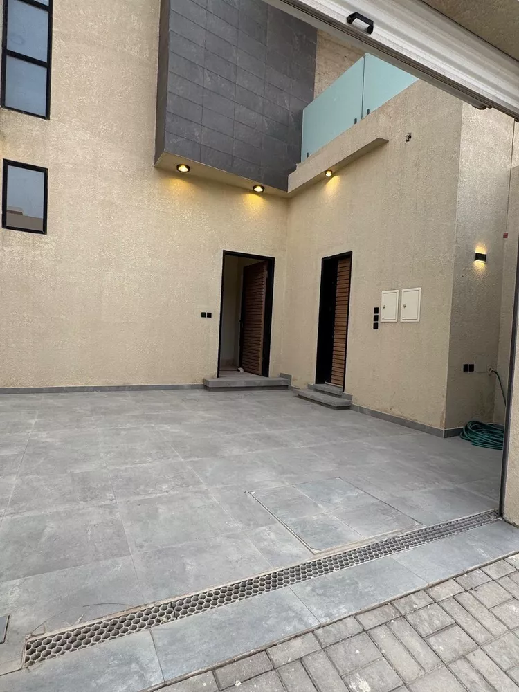 دور للبيع في شارع عبدالسلام الساسي, حي العارض, مدينة الرياض, منطقة الرياض صورة 3