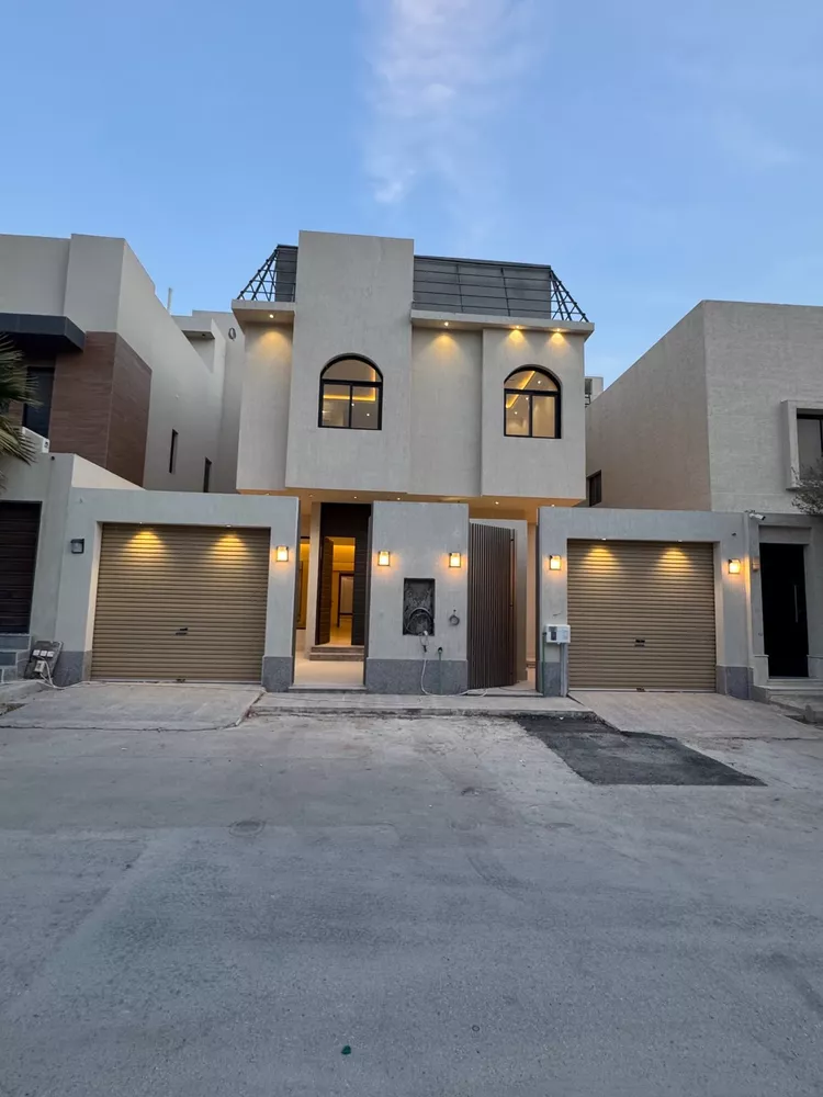 Villa for Sale in Riyadh Al Qirawan