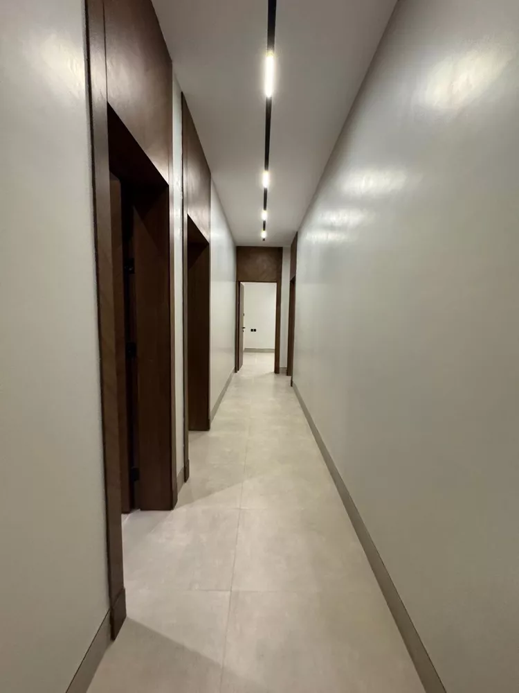Floor for Sale in Riyadh Al Aqiq 8