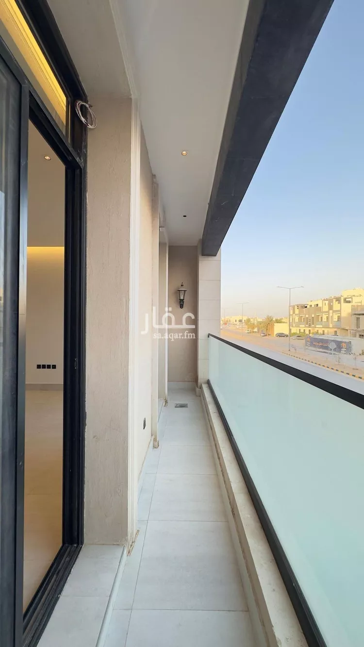 Apartment for Sale in Riyadh Al Arid 15