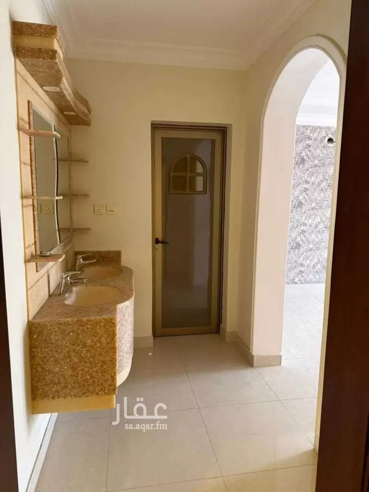 فيلا للبيع في شارع الامانه, حي البحيرة, مدينة الخبر, المنطقة الشرقية صورة 2