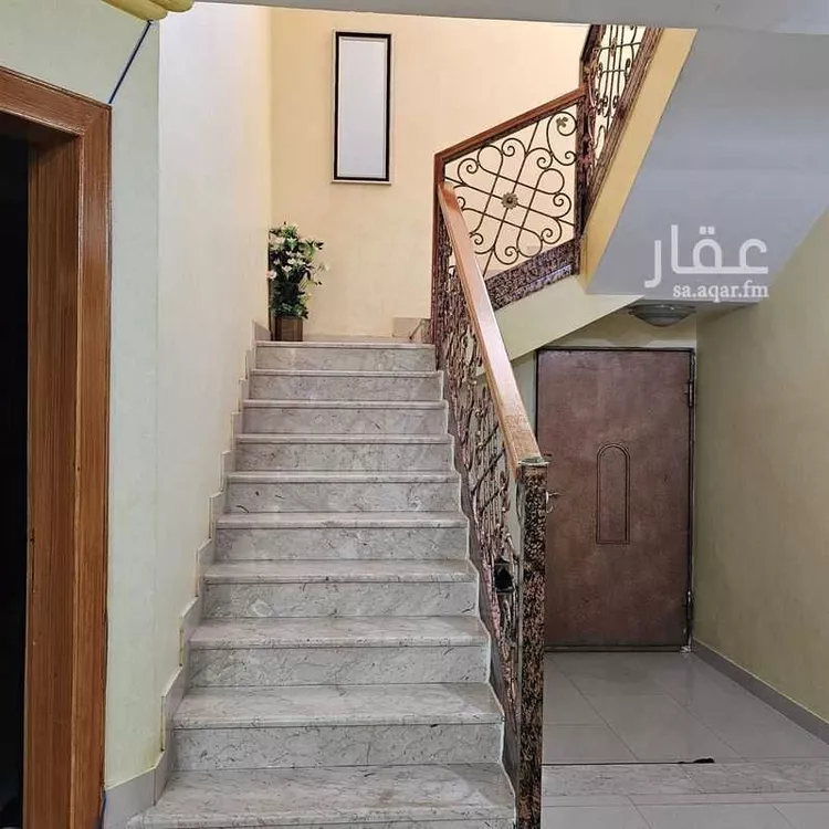 فيلا للبيع في شارع ابراهيم بن الريس, حي الشفاء, مدينة الرياض, منطقة الرياض صورة 2