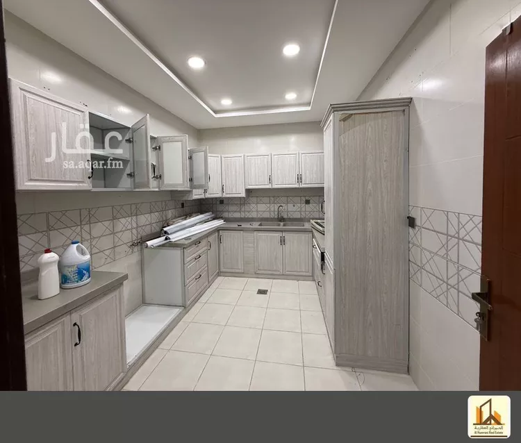 فيلا للإيجار في شارع النابغه الغنوي, حي المروة, مدينة جدة, منطقة مكة المكرمة صورة 4