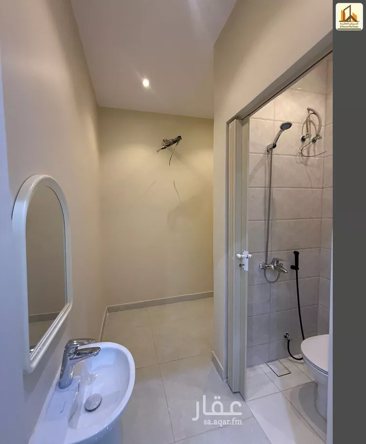 شقة للإيجار في شارع أحمد هزازى, حي الصفاء, مدينة جدة, منطقة مكة المكرمة صورة 2