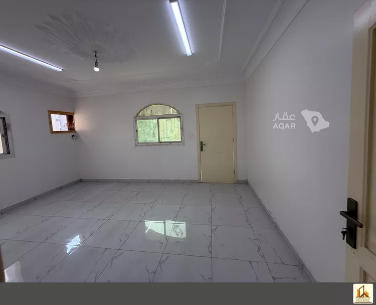 Building for Rent in Jeddah An Nuzhah 12