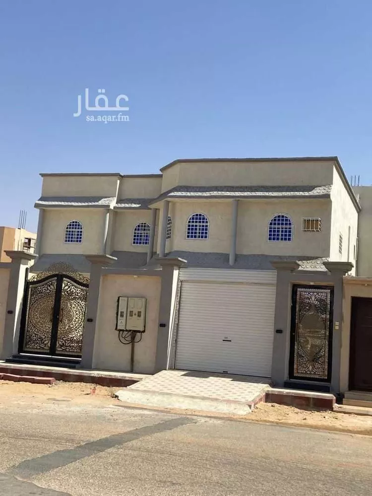 عمارة للبيع في شارع عبدالله بن قيس, حي الأمير مشعل ب, مدينة شرورة, منطقة نجران صورة 2