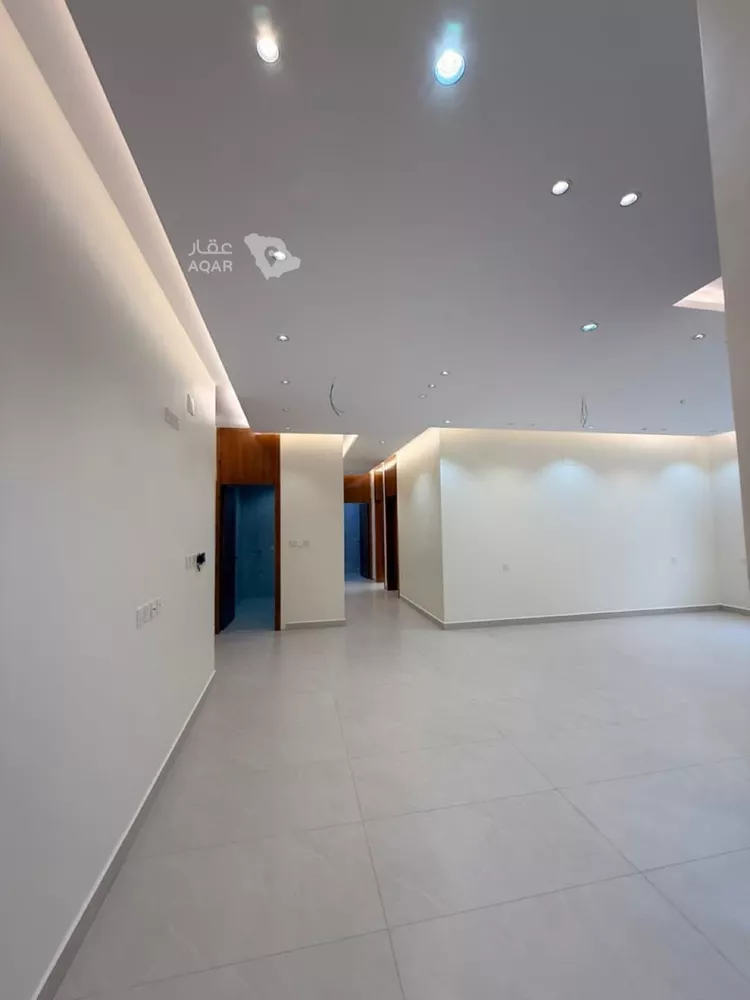 Floor for Sale in Khamis Mushait Al Wahah 18