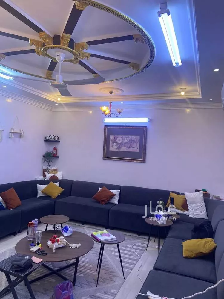 عمارة للبيع في شارع الرياحة, حي الأمير مشعل أ, مدينة شرورة, منطقة نجران صورة 5