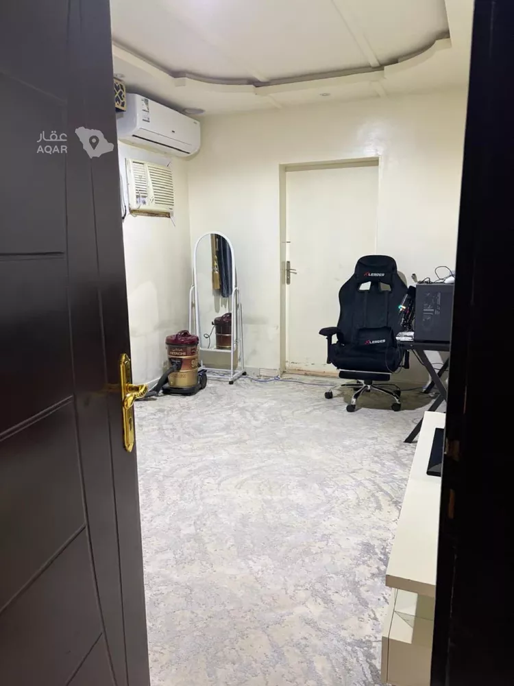 شقة للبيع في شارع مدرك بن واصل, حي بدر, مدينة الرياض, منطقة الرياض 5