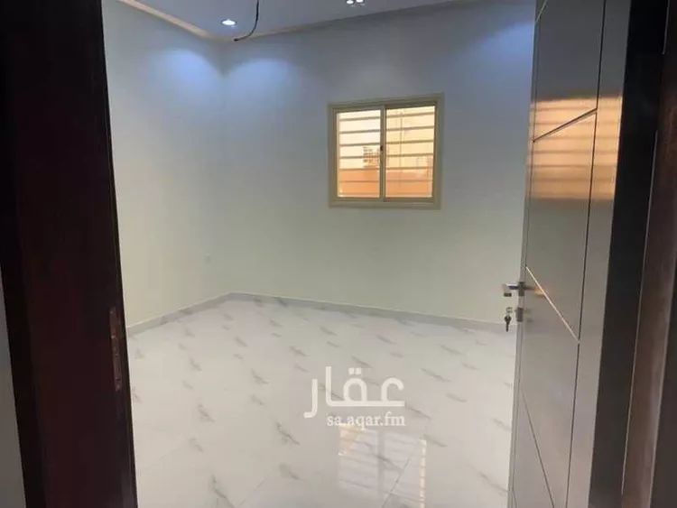 شقة للبيع في شارع ابراهيم بن محمد, حي الروضة الشمالي, مدينة شرورة, منطقة نجران صورة 4