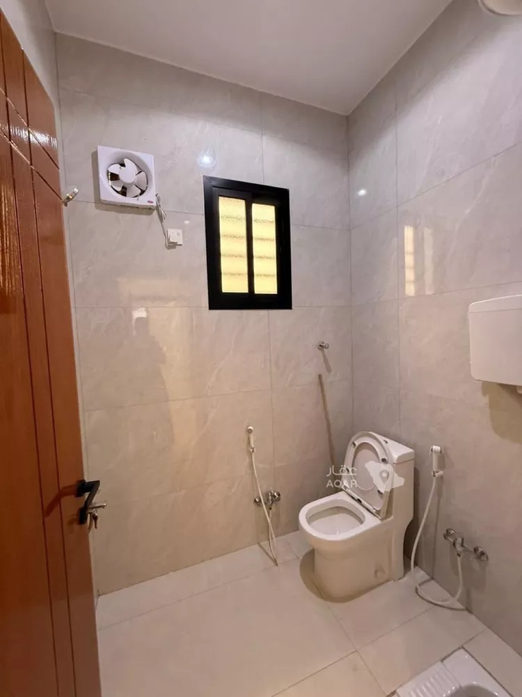 Floor for Sale in Khamis Mushait Al Wahah 24