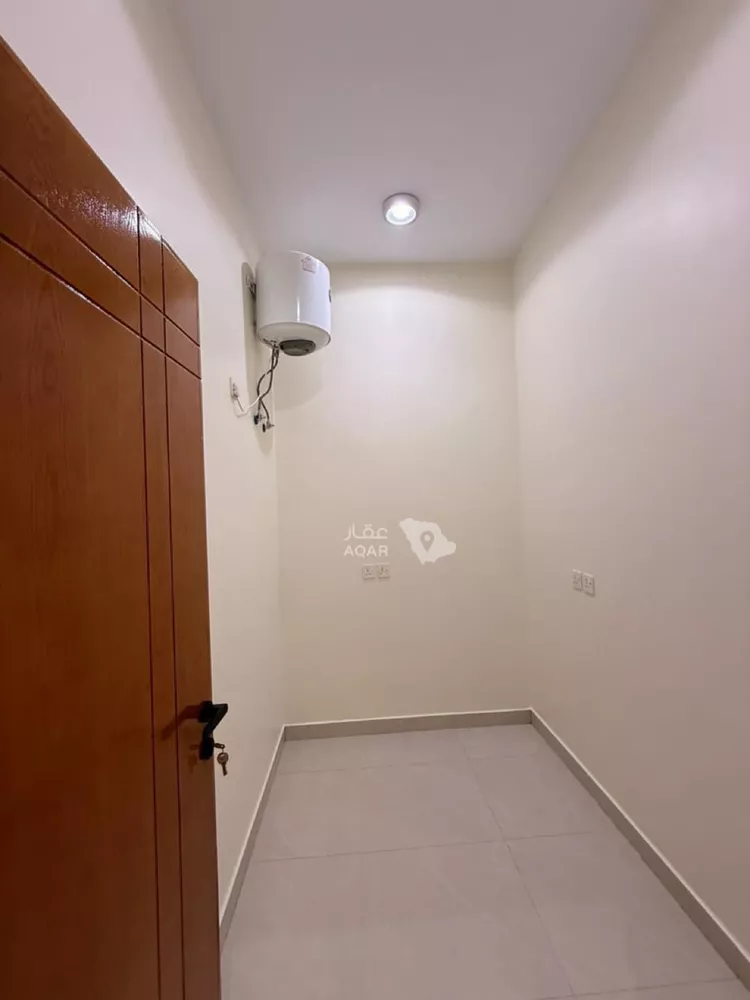 Floor for Sale in Khamis Mushait Al Wahah 21