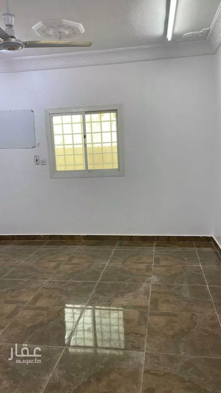 شقة للبيع في شارع الامير سلطان بن عبدالعزيز, حي الملك عبدالله, مدينة شرورة, منطقة نجران 15