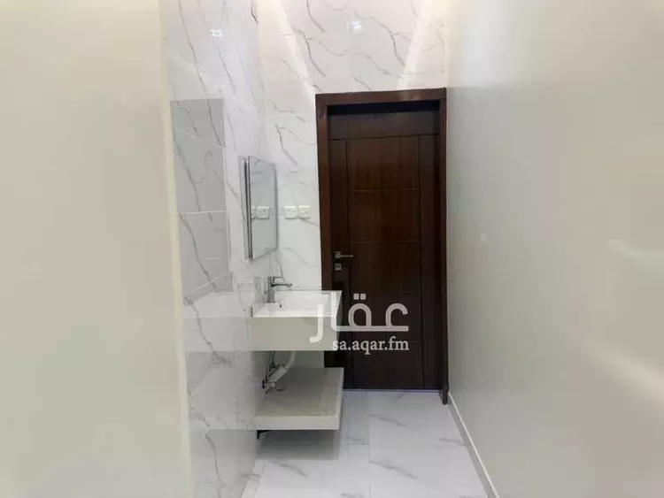 شقة للبيع في شارع ابراهيم بن محمد, حي الروضة الشمالي, مدينة شرورة, منطقة نجران صورة 2