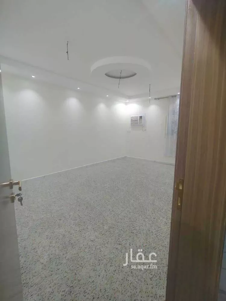 عمارة للبيع في شارع عبدالله بن قيس, حي الأمير مشعل ب, مدينة شرورة, منطقة نجران 9