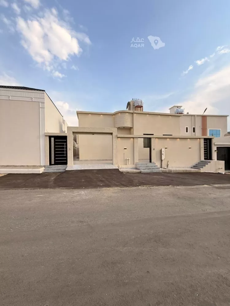Floor for Sale in Khamis Mushait Al Wahah 15