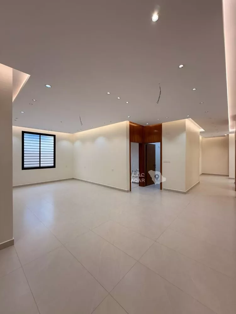 Floor for Sale in Khamis Mushait Al Wahah 28