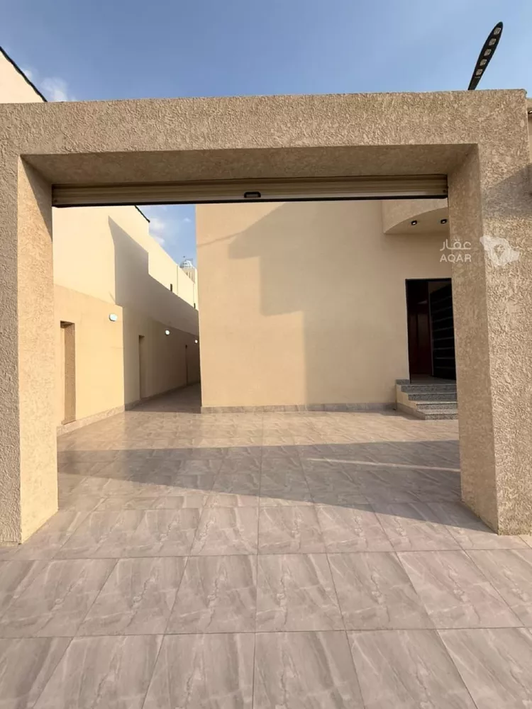 Floor for Sale in Khamis Mushait Al Wahah 30
