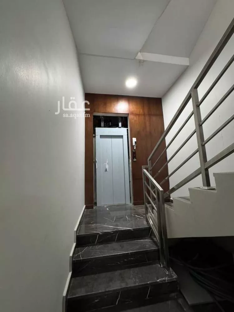 دور للبيع في شارع عبدالحليم بن الفرس, حي السويدي الغربي, مدينة الرياض, منطقة الرياض صورة 3