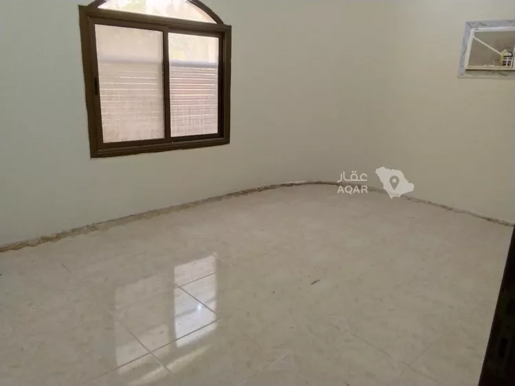 شقة للإيجار في شارع الأمير أحمد , حي الحرس الوطني, مدينة الظهران, المنطقة الشرقية 3