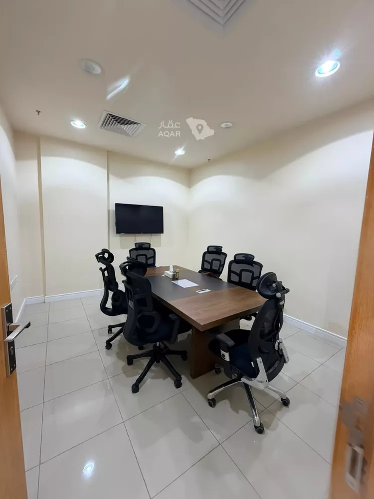 Commercial Office for Rent in Riyadh Ishbiliyah 2