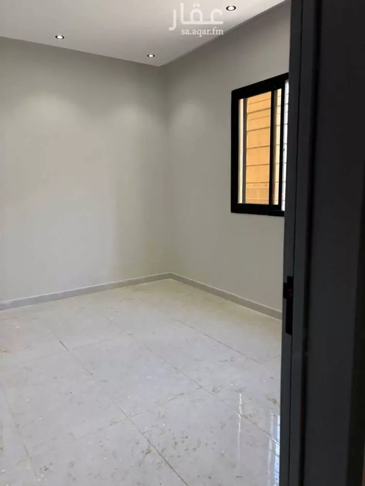 دور للبيع في شارع رقم 102, حي الجنادرية, مدينة الرياض, منطقة الرياض صورة 3