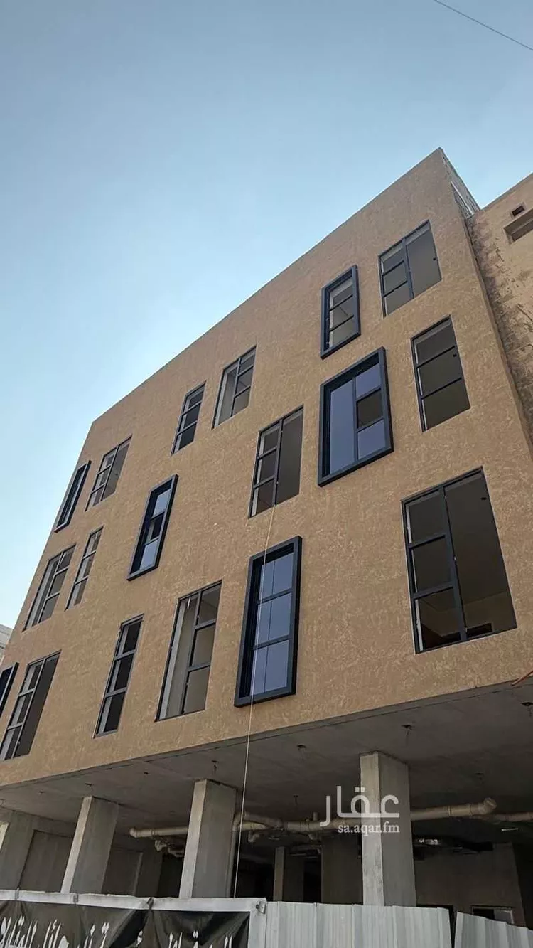 عمارة للبيع في شارع بدر, حي الثقبة, مدينة الخبر, المنطقة الشرقية